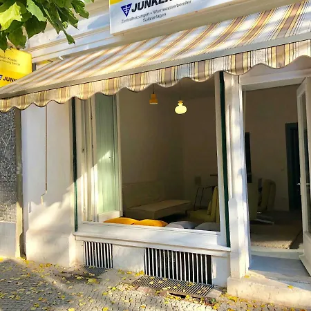 Ladenwohnung In Kreuzberg Mit Parkplatz In Einer Tiefgarage Berlin Extérieur photo