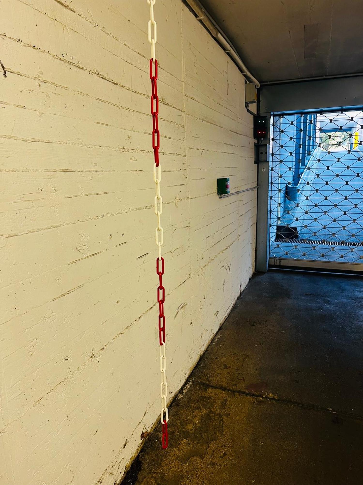 Ladenwohnung In Kreuzberg Mit Parkplatz In Einer Tiefgarage * Berlino